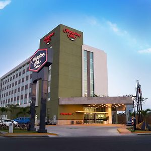 Hampton Inn By Hilton Villahermosa