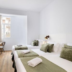 Basic Triple Room